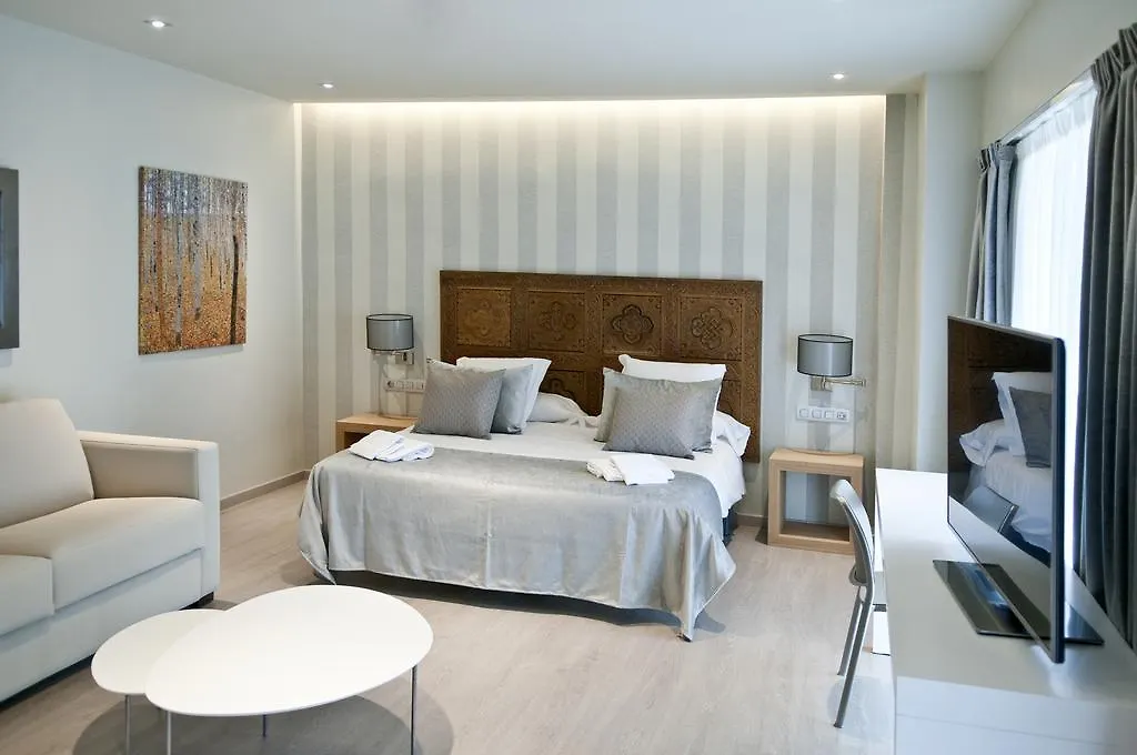 Serennia Exclusive Rooms-1